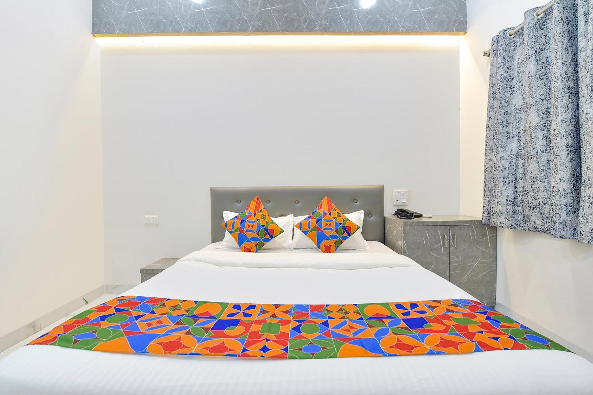 Fabhotel Grand Embassy Indore Esterno foto