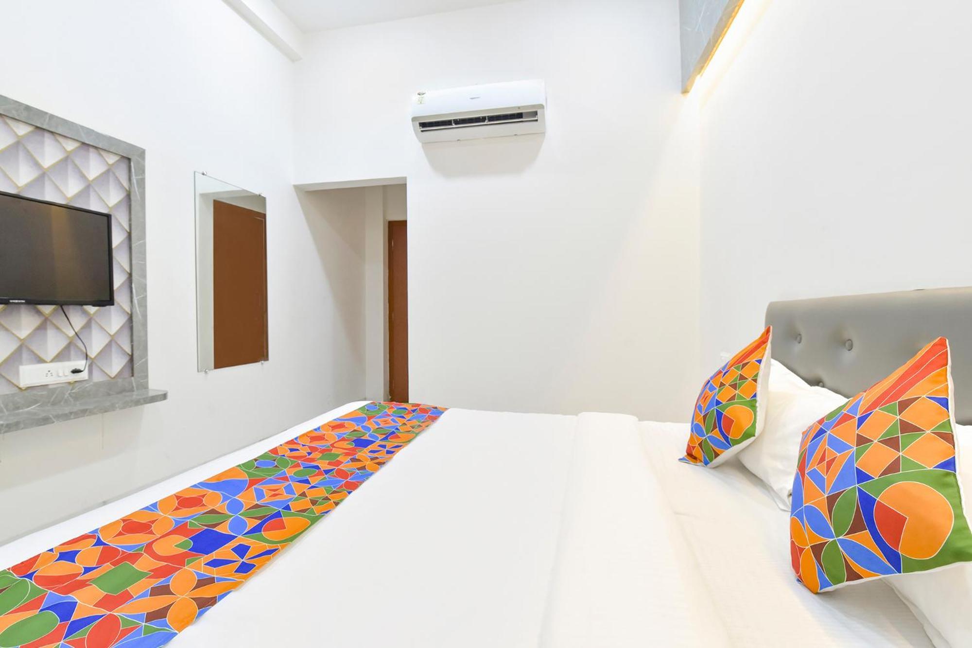 Fabhotel Grand Embassy Indore Esterno foto