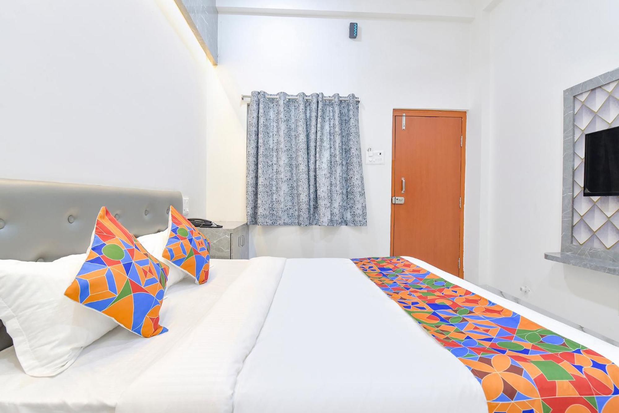 Fabhotel Grand Embassy Indore Esterno foto