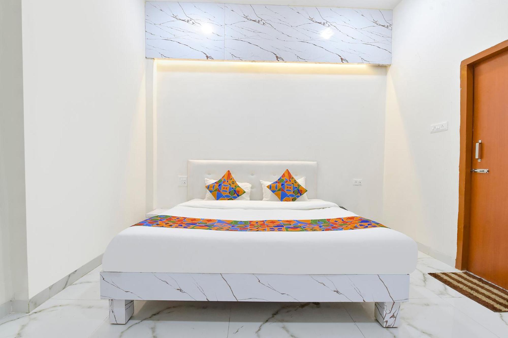Fabhotel Grand Embassy Indore Esterno foto