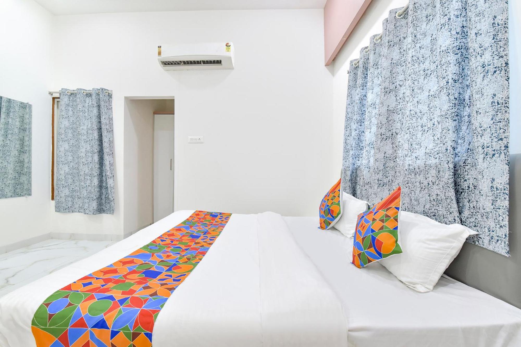 Fabhotel Grand Embassy Indore Esterno foto